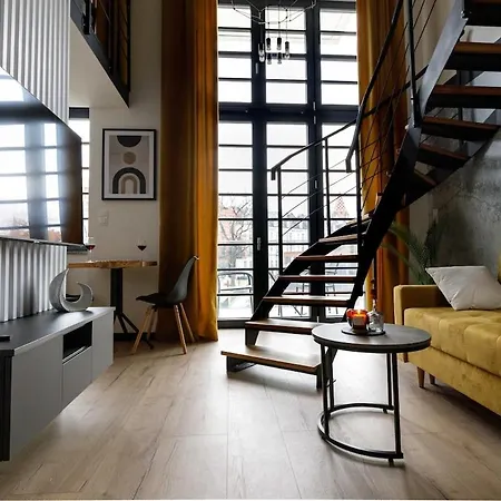 Apartamento Golden - Stylish Loft - Great Location &jana Pawla33 *