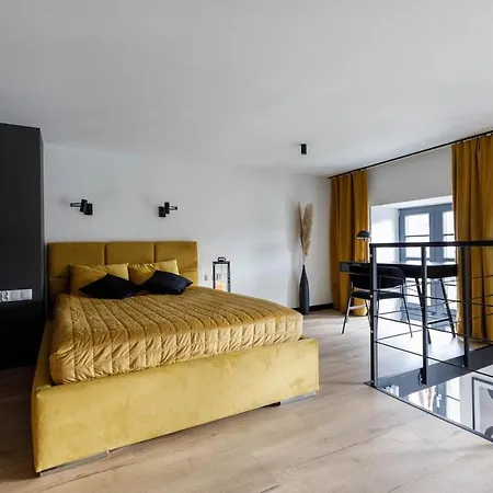 Apartamento Golden - Stylish Loft - Great Location &jana Pawla33 *
